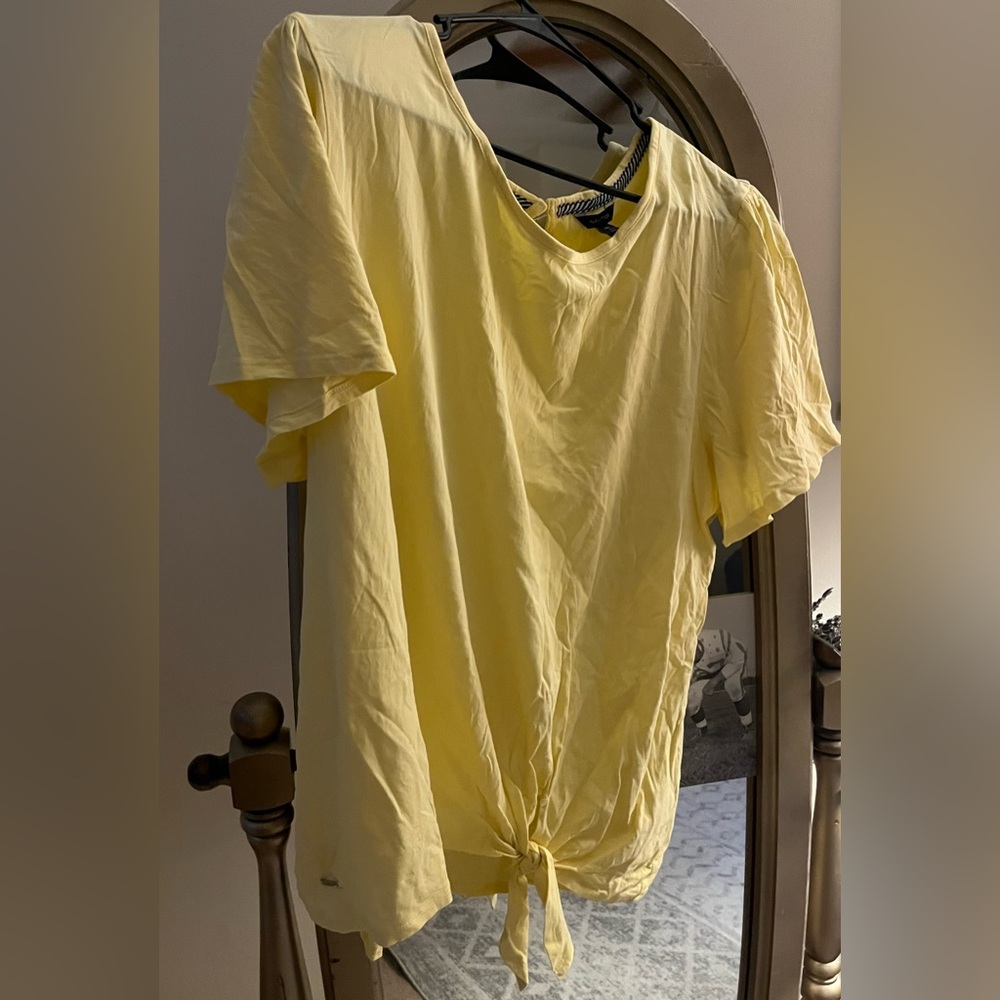 Women's Nautica Yellow Short Sleeve Tee